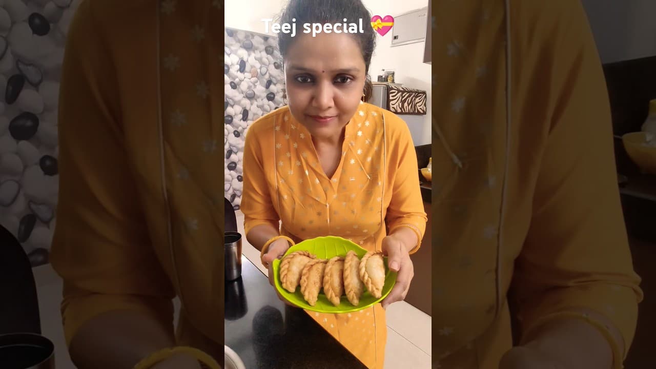 Delicious Pakwan Short